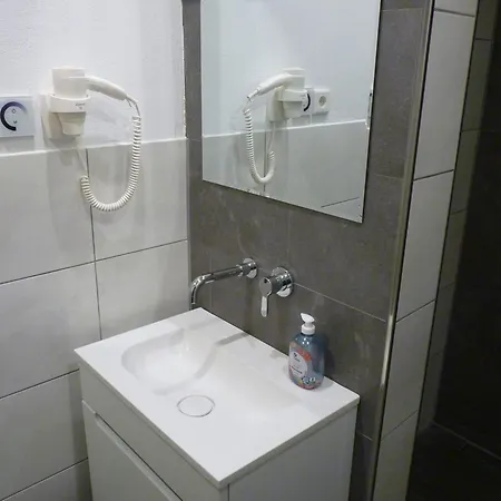 Traumhafte Nur 170m Zum Ostseestrand Appartement *